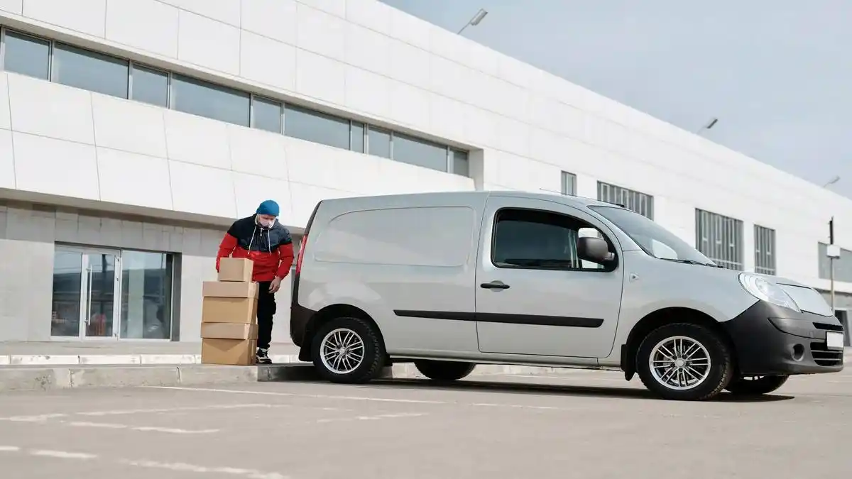 Essential Features to Look for in Van Insurance